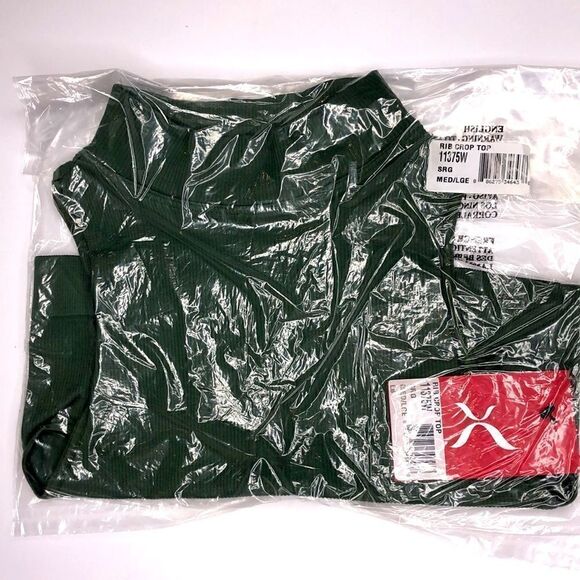 Capezio Women’s Seamless Rib Crop Top – NWT Olive Green, Size M/L (11375W) - Picture 5 of 6